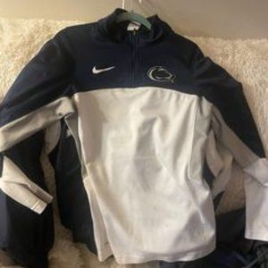 Nike Half Zip